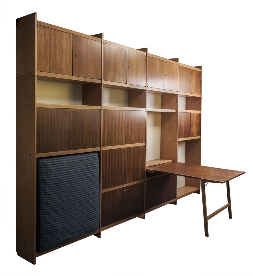 Oryginalna Meblościanka z lat 70. w trakcie renowacji.