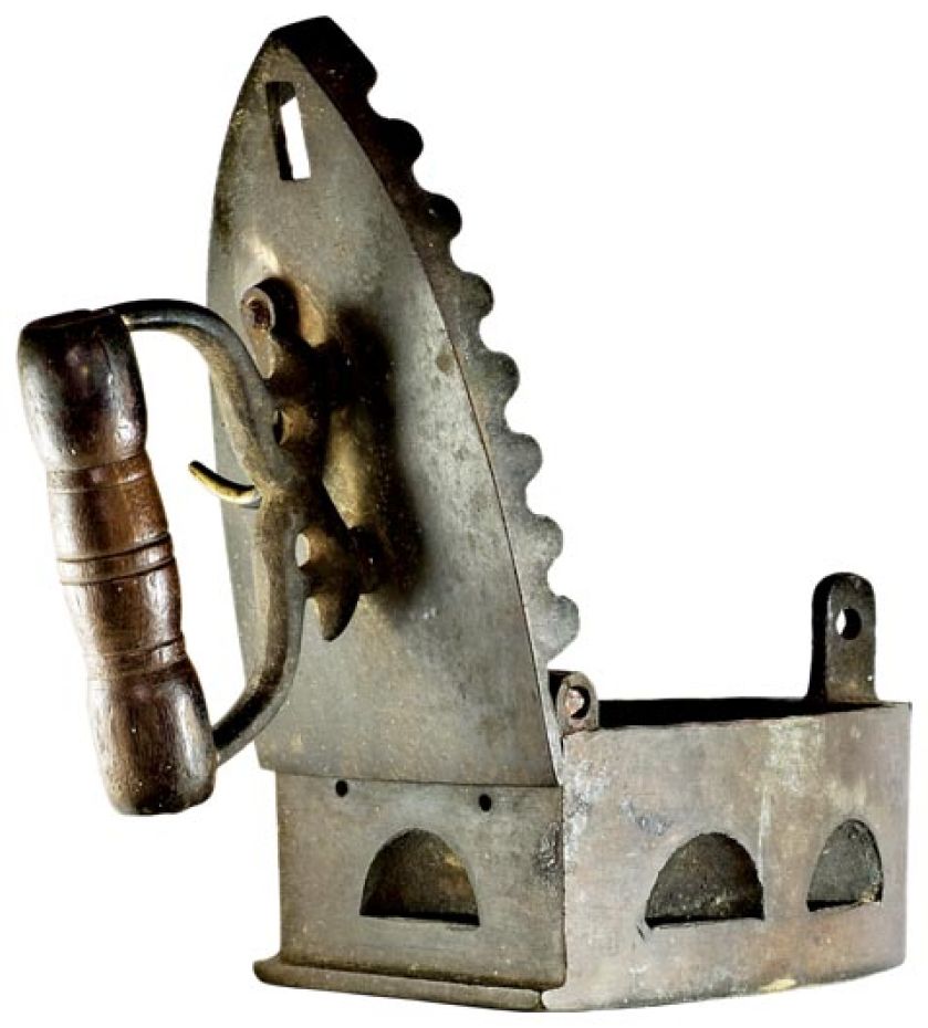 Otwierane żelazko na duszę, fot. shutterstock.com