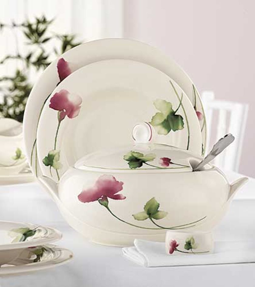 W tym sezonie modna jest porcelana w kwiaty, najlepiej polne. Za serwis obiadowy z makami (dla 6 osób) zapłacimy