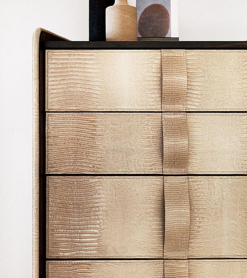 Z serii Gentleman, projekt Carlo Colombo dla firmy Flou.