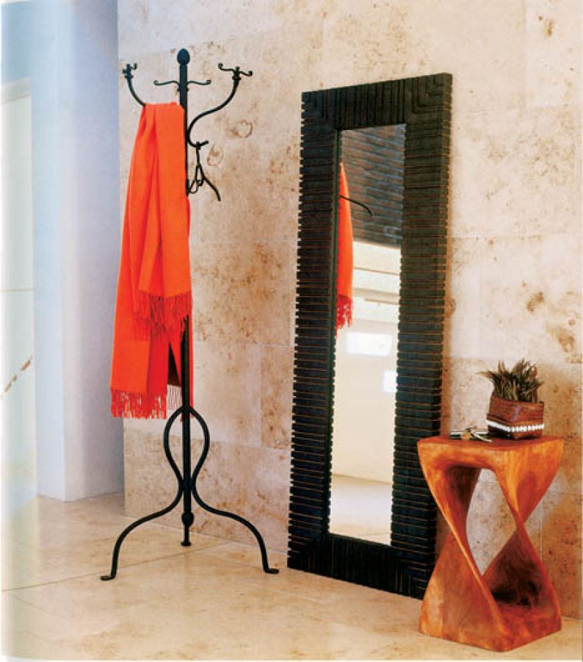 Ten sam kamień w dwóch różnych odcieniach. WILLOW HOUSE