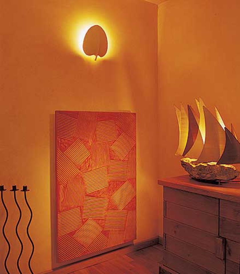 Grzejnik jak obraz. Francuski projektant Michel Cinier nazwał go Gra cieni . Zrobiony jest