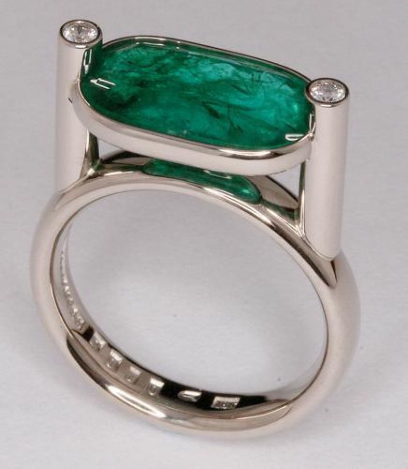 Biżuteria projektu Jarosława Westermarka.