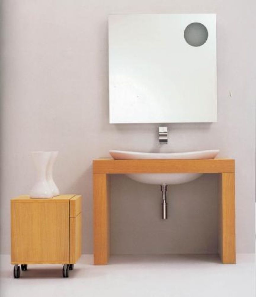 Szafka pod umywalkę włoskiej firmy Flaminia - ok. 12 000 zł. GALERIE VENIS