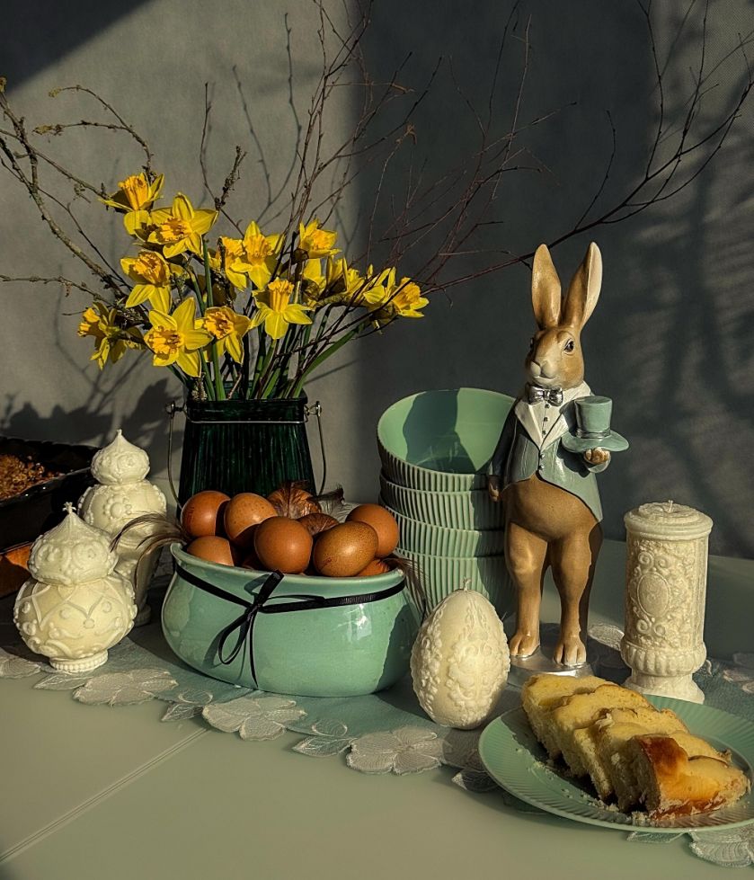 świece dekoracyjne na wielkanoc