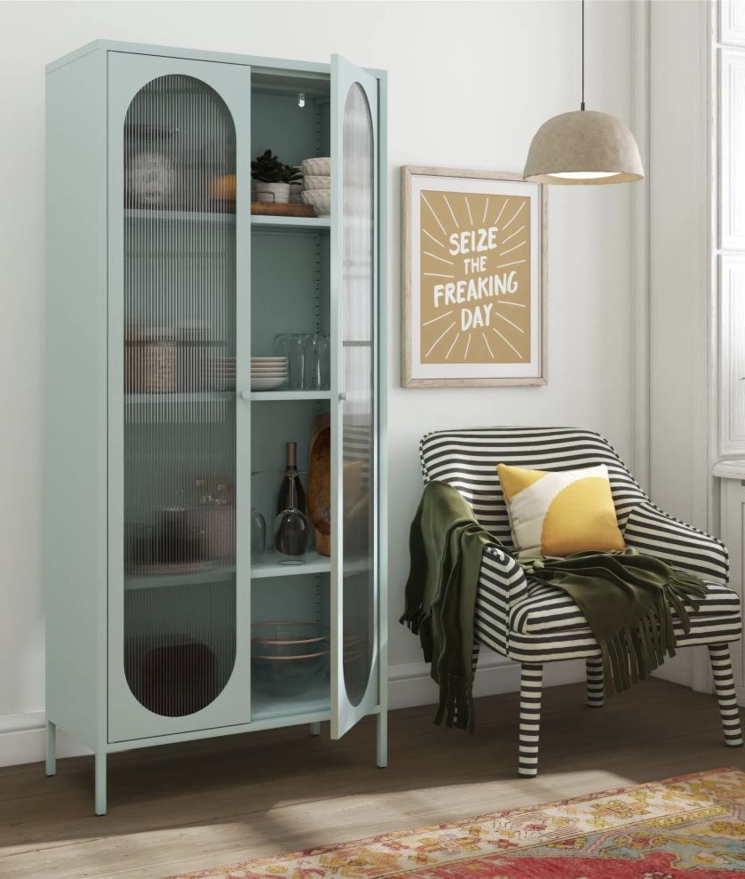 witryna w turkusowym kolorze