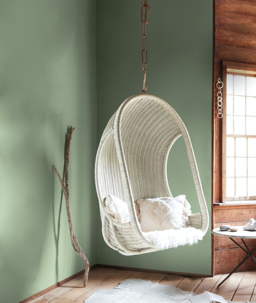 zielone kolory ścian w salonie