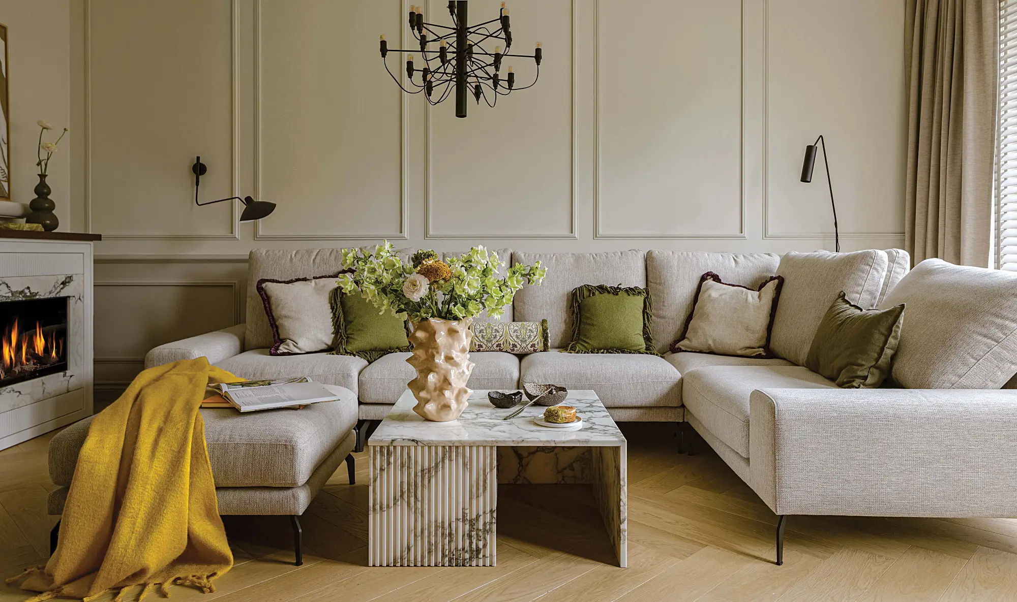 marmur sztukaterie i wysmakowane detale w mieszkaniu